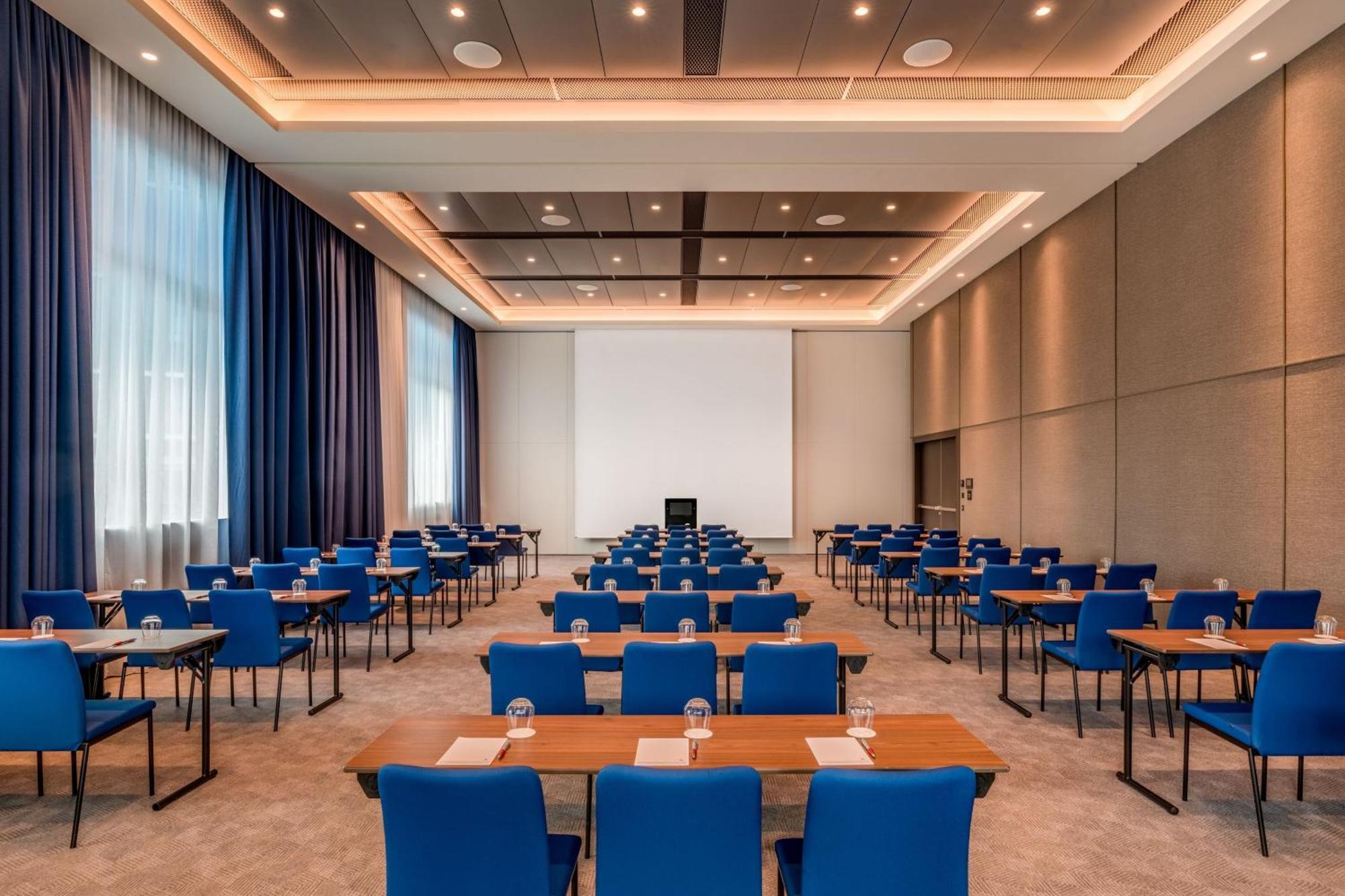 Hotel Geneva Marriott 4*