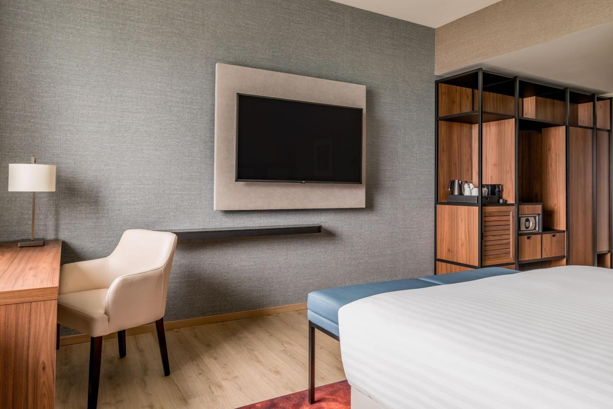 Geneva Marriott 4*