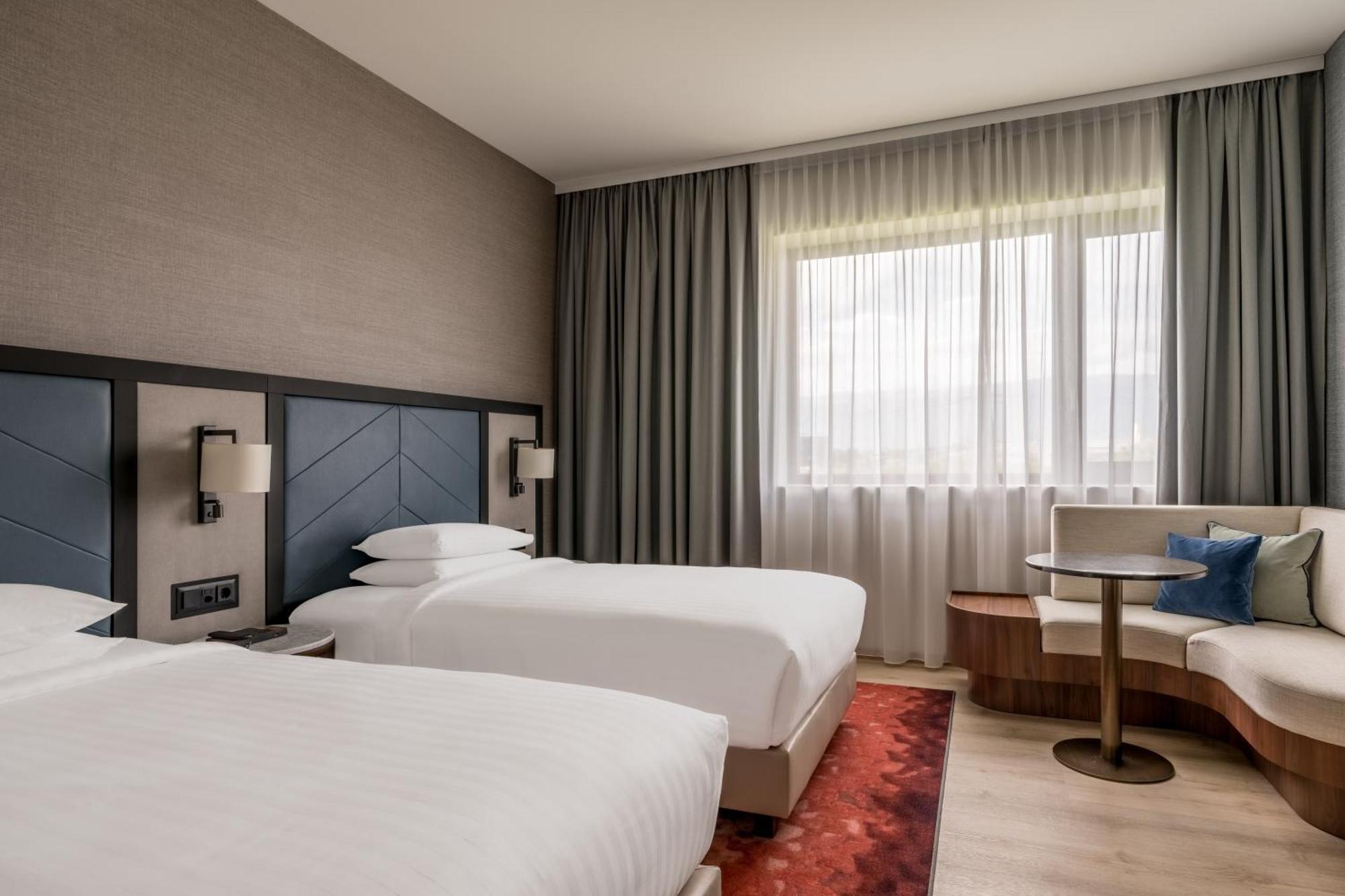 Geneva Marriott Hotel 4*